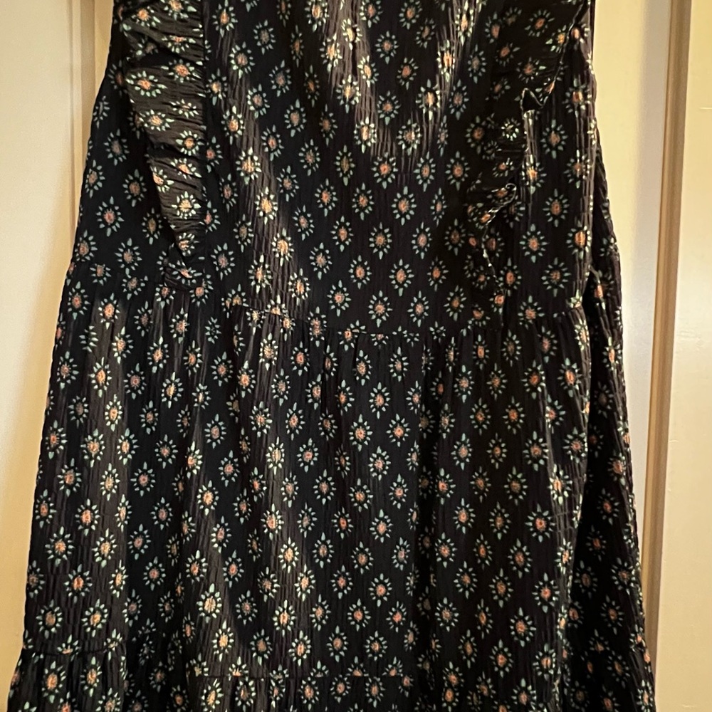 Patterned Dress - Picture 2 of 2